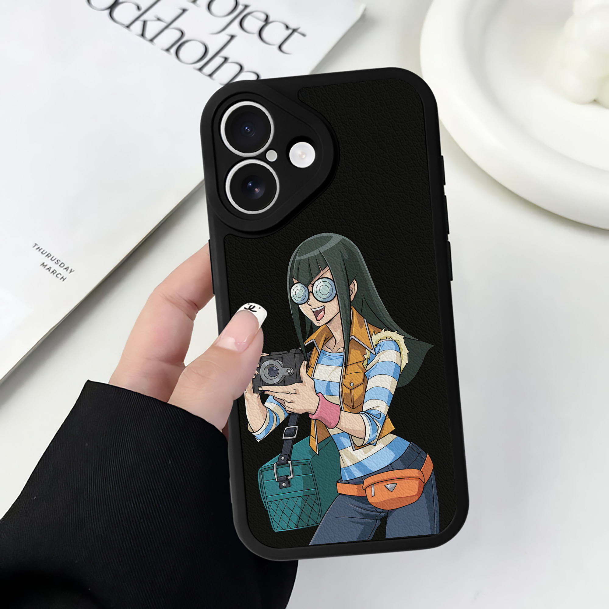 （画像用） 遊☆戯☆王 Yu-Gi-Oh! 【iPhone 16シリーズ対応】シリコンスマホケース（レザー調） 材質：シリコン